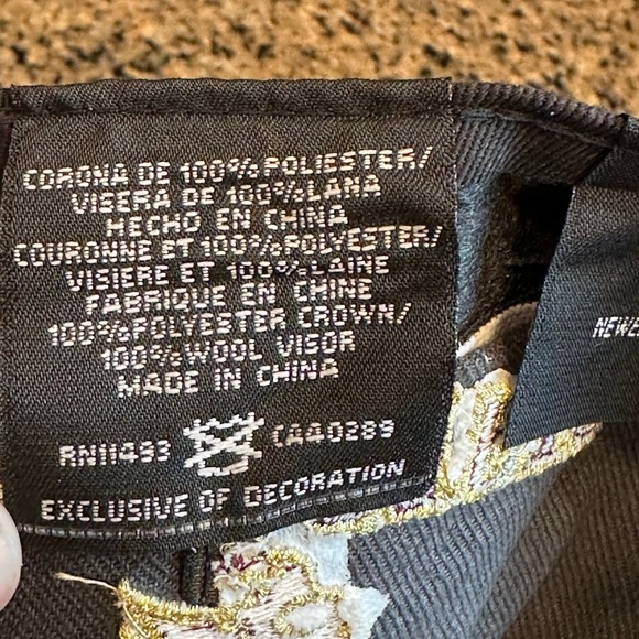 Texas State Hat New Era 59FIFTY Men's 7 1/2 Gray Maroon Fitted Bobcat - Picture 7 of 8